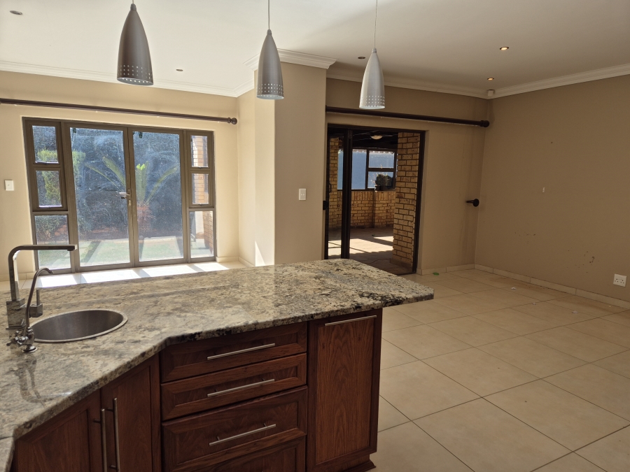 3 Bedroom Property for Sale in Wilkoppies North West